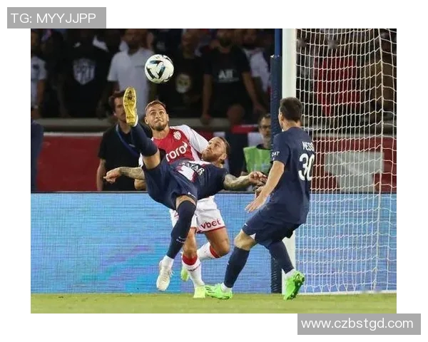 为什么并非所有足球球星都会倒钩射门技巧背后的原因分析